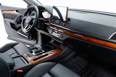 2023 Audi Q5 40 Prestige quattro