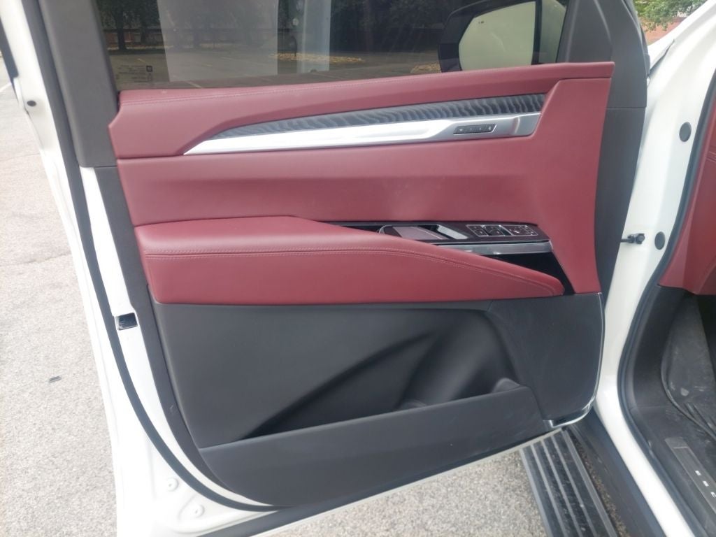 2025 Cadillac Escalade Sport