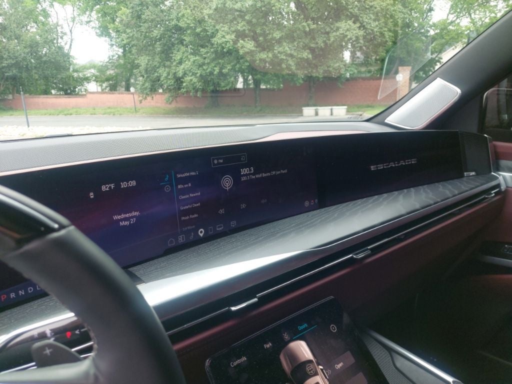 2025 Cadillac Escalade Sport