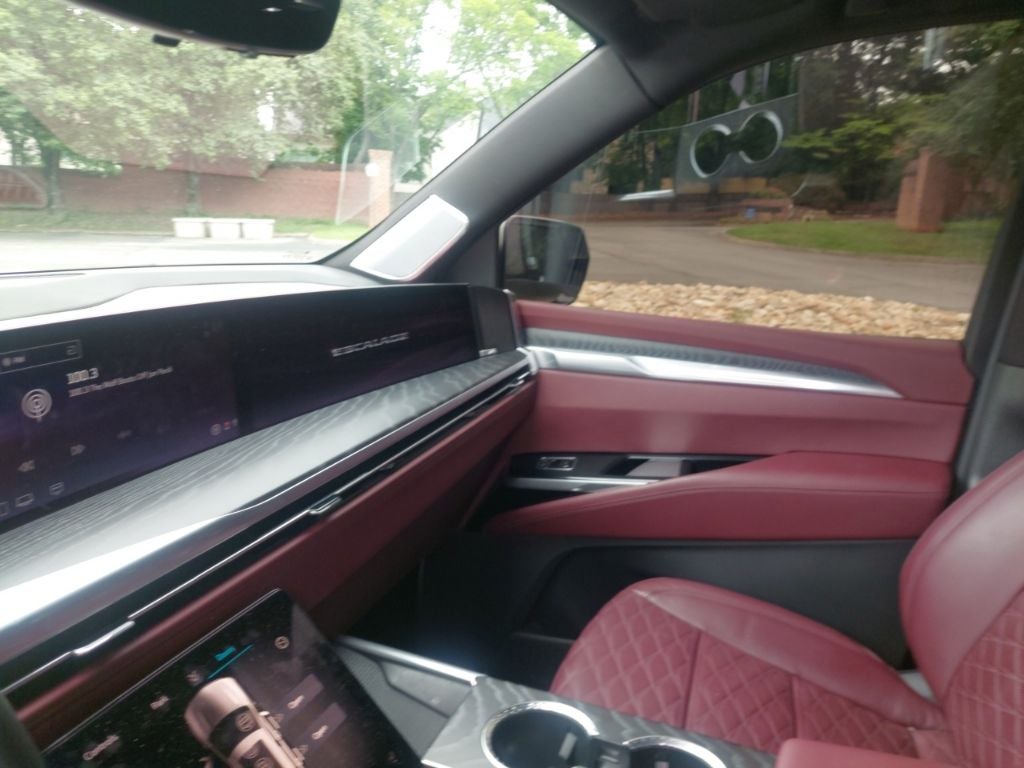 2025 Cadillac Escalade Sport