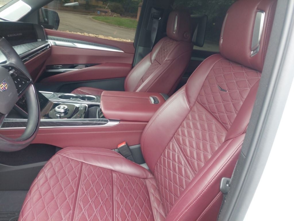 2025 Cadillac Escalade Sport