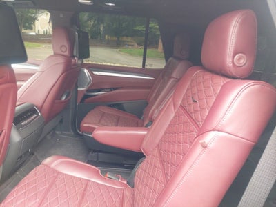 2025 Cadillac Escalade Sport
