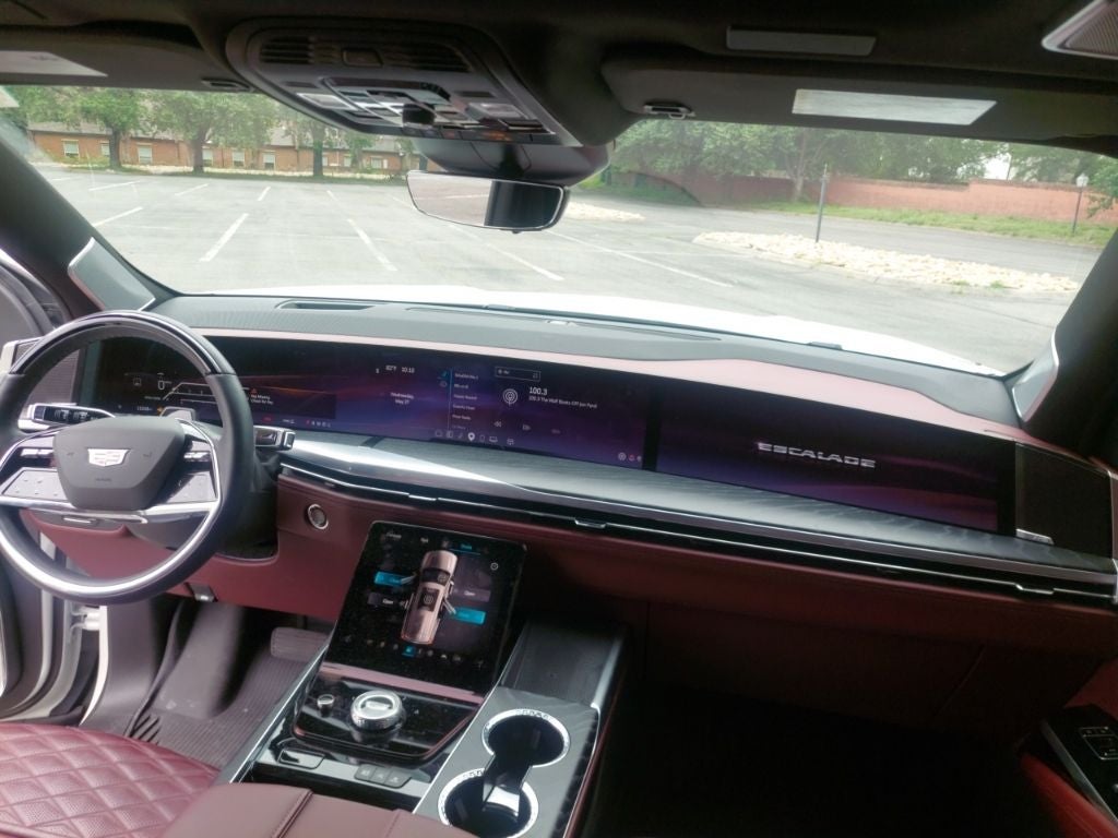 2025 Cadillac Escalade Sport
