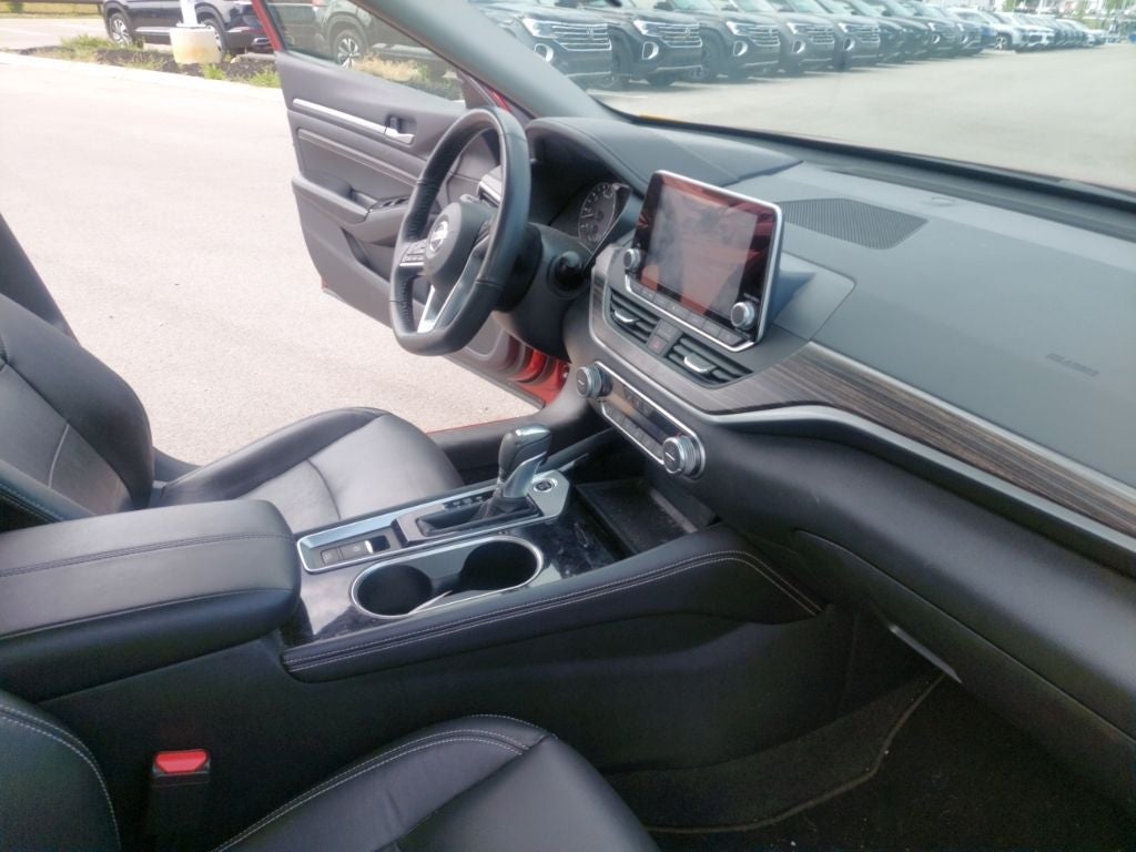 2022 Nissan Altima 2.5 SL