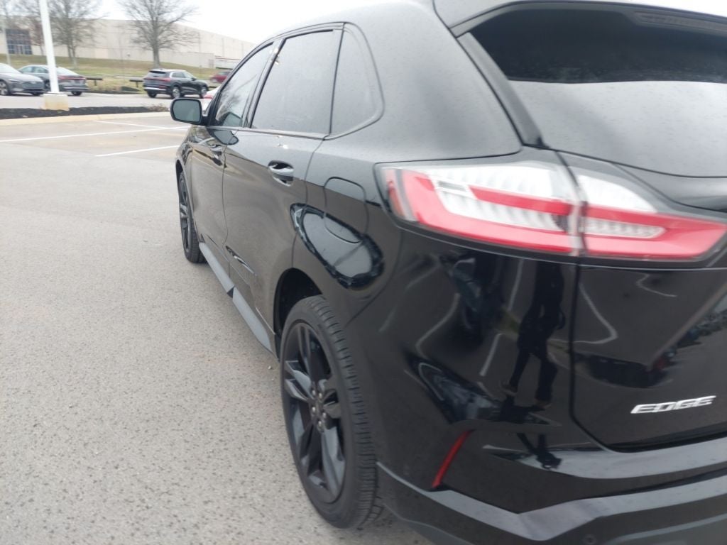 2019 Ford Edge ST