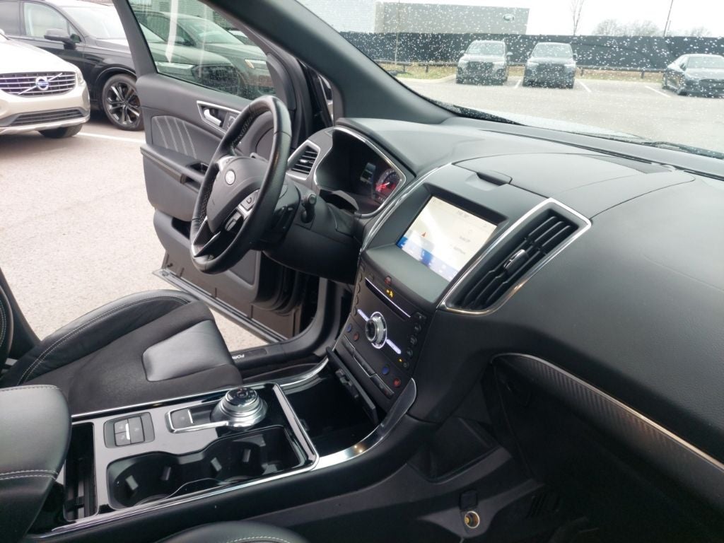 2019 Ford Edge ST