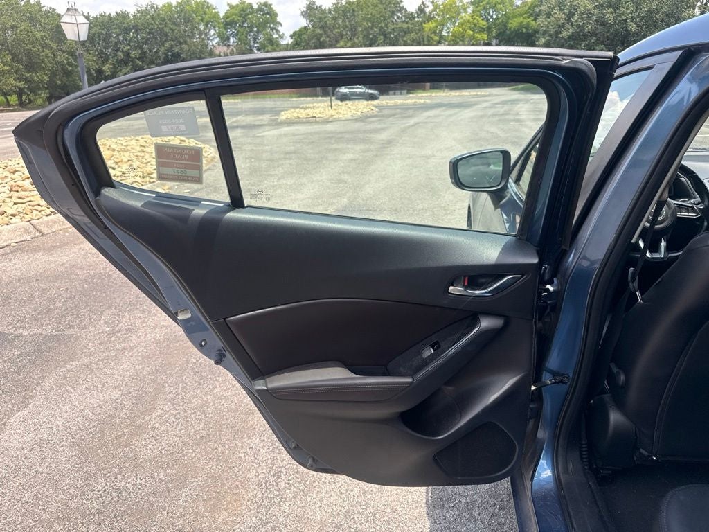 2018 Mazda Mazda3 Touring