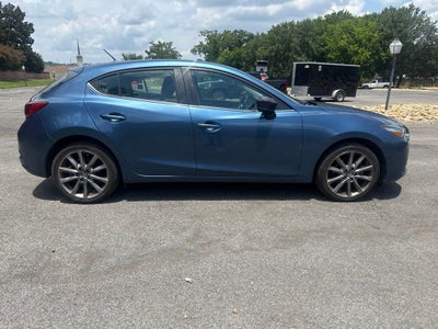 2018 Mazda Mazda3 Touring