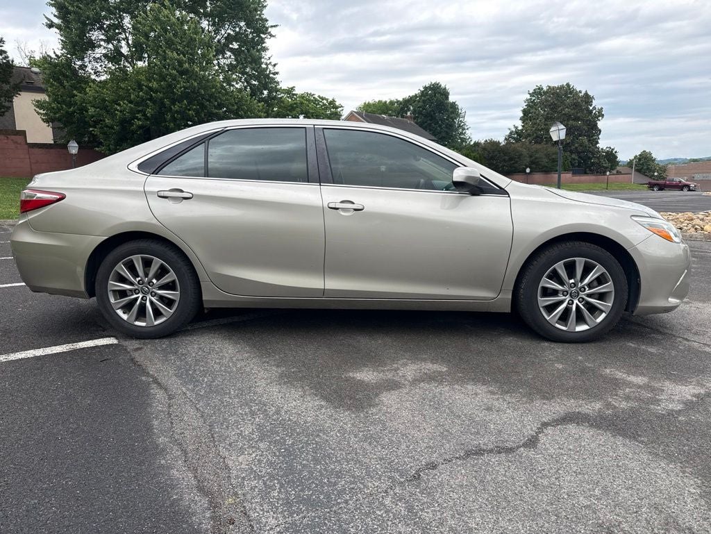 2017 Toyota Camry XLE