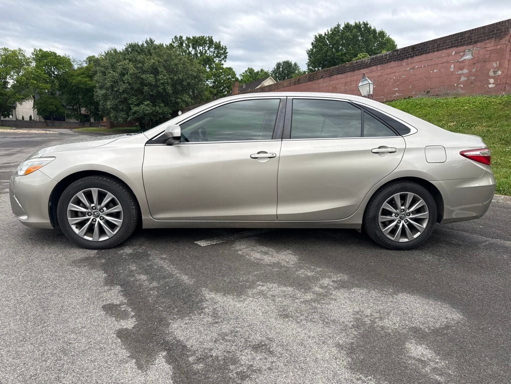 2017 Toyota Camry XLE