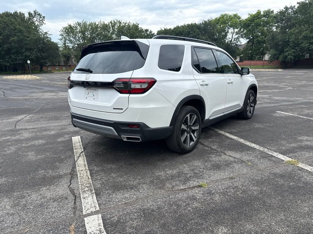 2024 Honda Pilot Touring