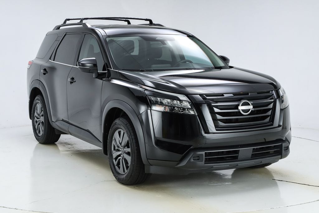 2023 Nissan Pathfinder SV