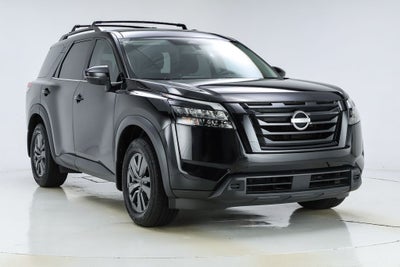 2023 Nissan Pathfinder SV