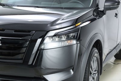 2023 Nissan Pathfinder SV