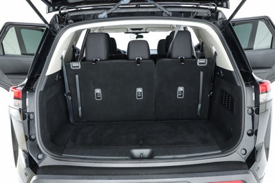 2023 Nissan Pathfinder SV