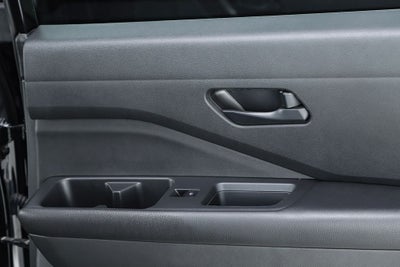 2023 Nissan Pathfinder SV