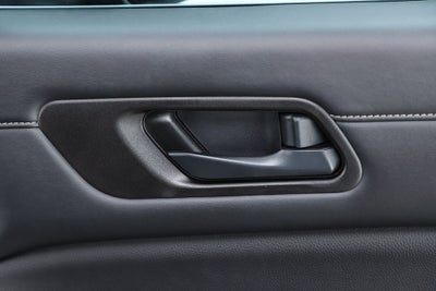 2023 Nissan Pathfinder SV