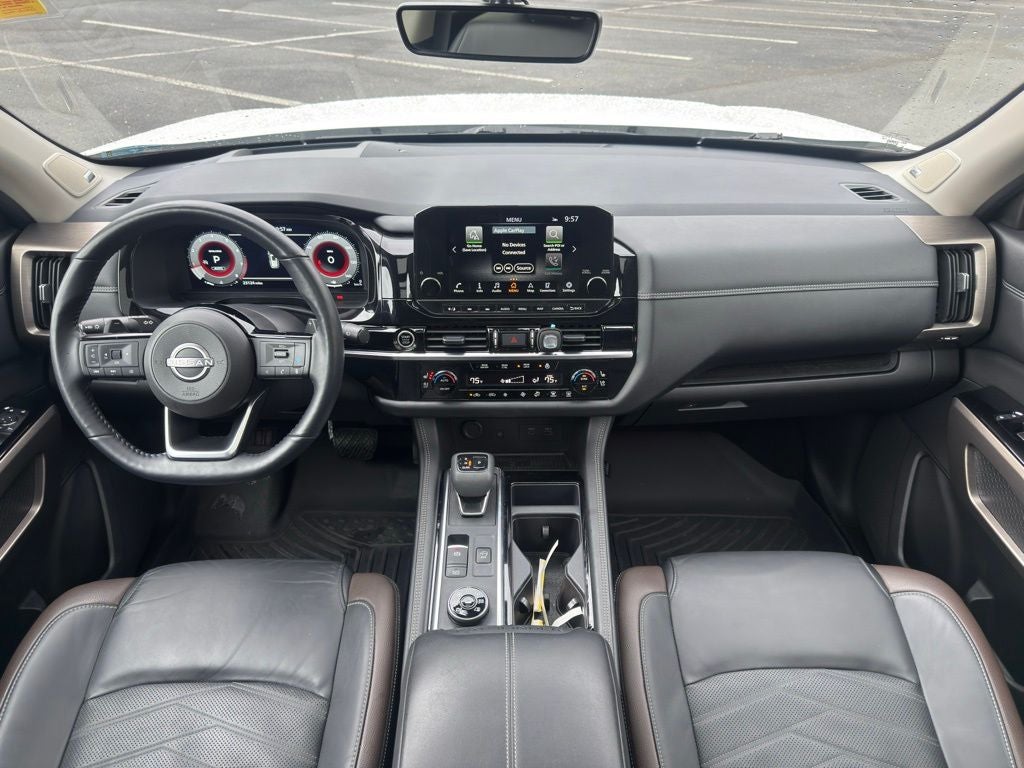 2024 Nissan Pathfinder Platinum