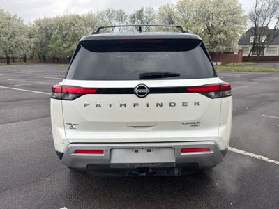 2024 Nissan Pathfinder Platinum