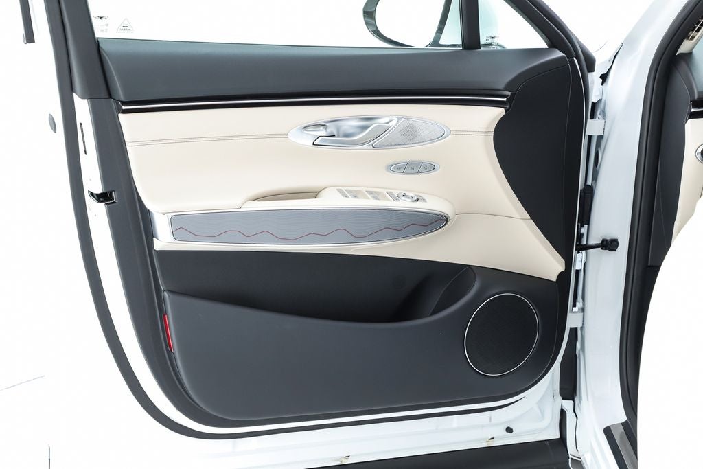 2024 Genesis GV70 2.5T