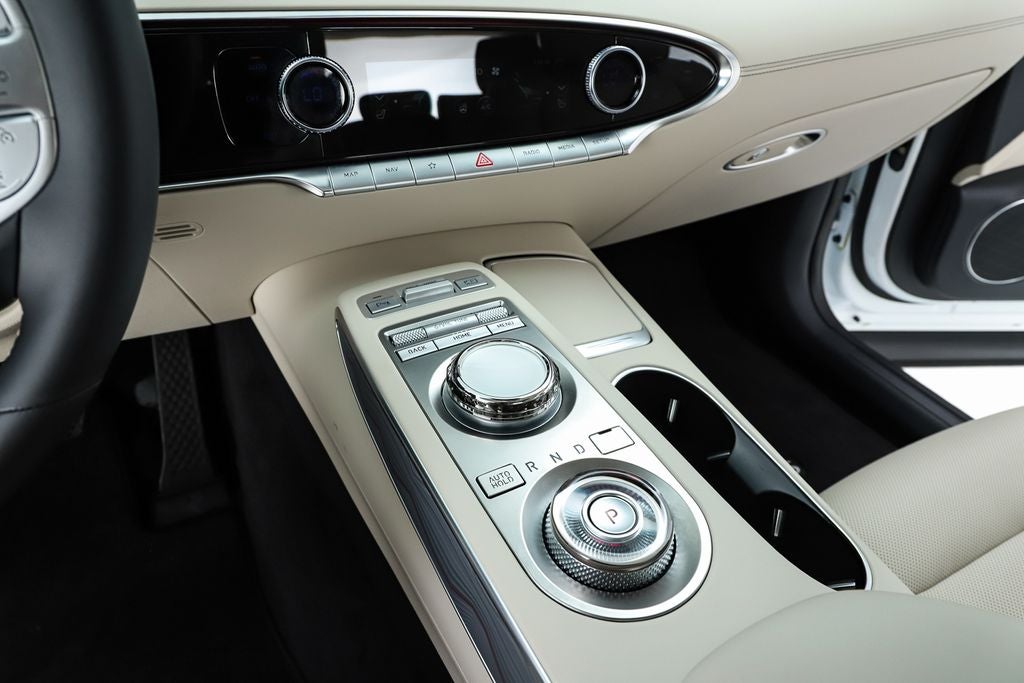 2024 Genesis GV70 2.5T