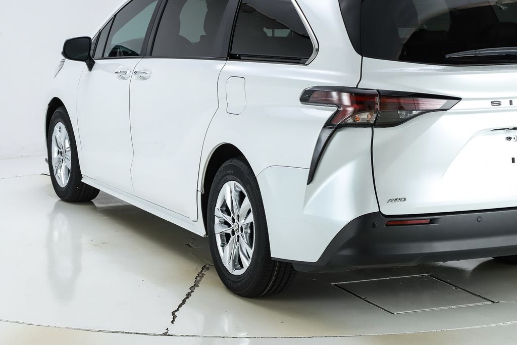 2024 Toyota Sienna XLE 7 Passenger