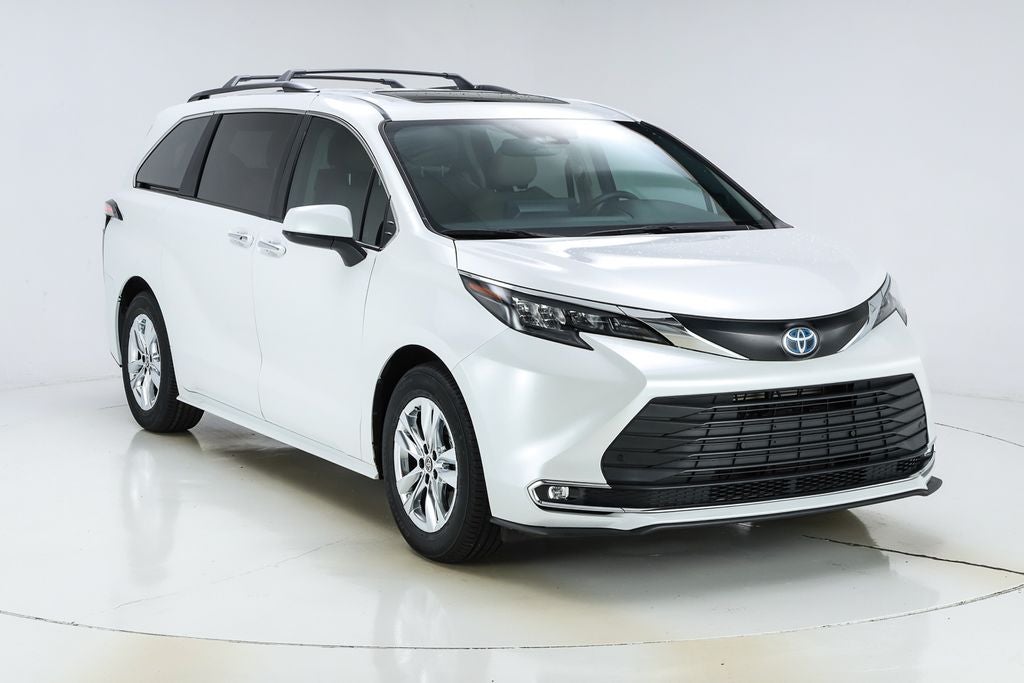 2024 Toyota Sienna XLE 7 Passenger