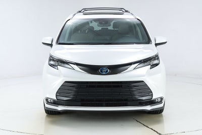 2024 Toyota Sienna XLE 7 Passenger