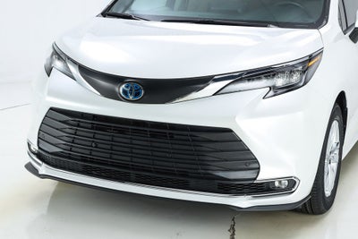 2024 Toyota Sienna XLE 7 Passenger