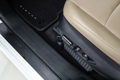 2024 Toyota Sienna XLE 7 Passenger
