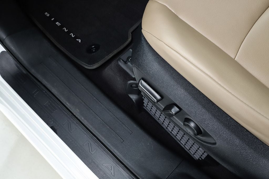 2024 Toyota Sienna XLE 7 Passenger