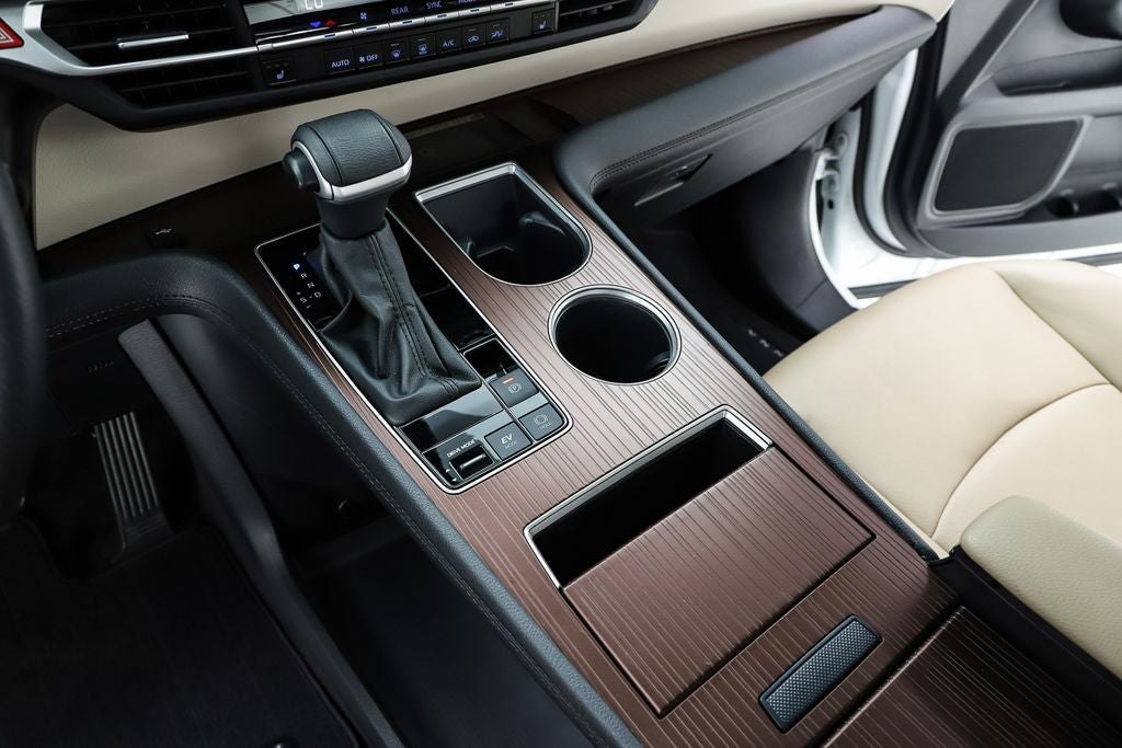 2024 Toyota Sienna XLE 7 Passenger