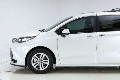 2024 Toyota Sienna XLE 7 Passenger