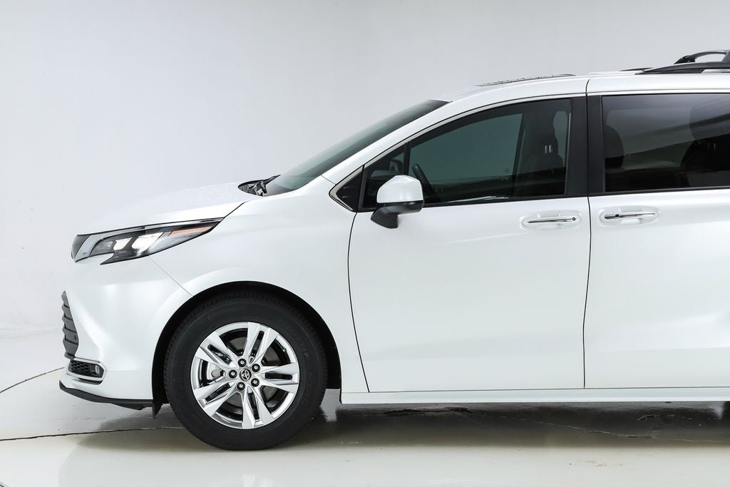 2024 Toyota Sienna XLE 7 Passenger