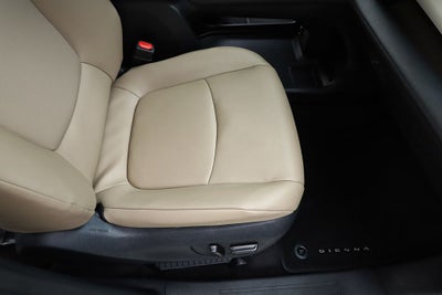 2024 Toyota Sienna XLE 7 Passenger