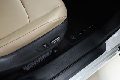 2024 Toyota Sienna XLE 7 Passenger