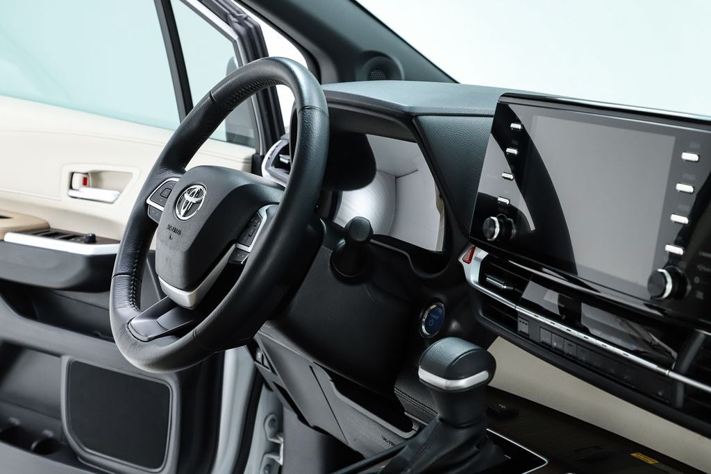 2024 Toyota Sienna XLE 7 Passenger