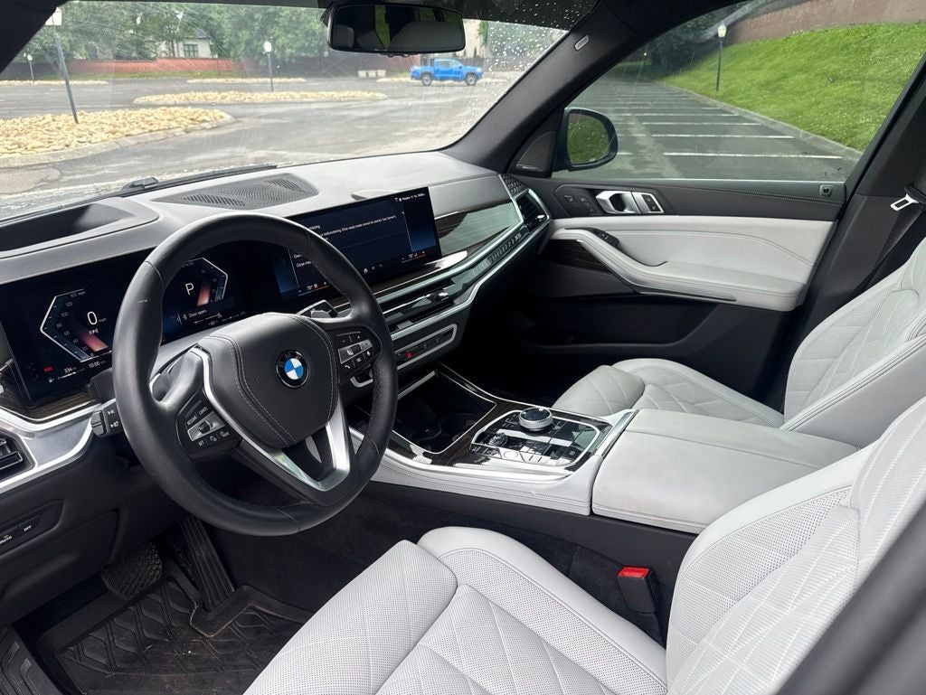 2025 BMW X5 xDrive40i