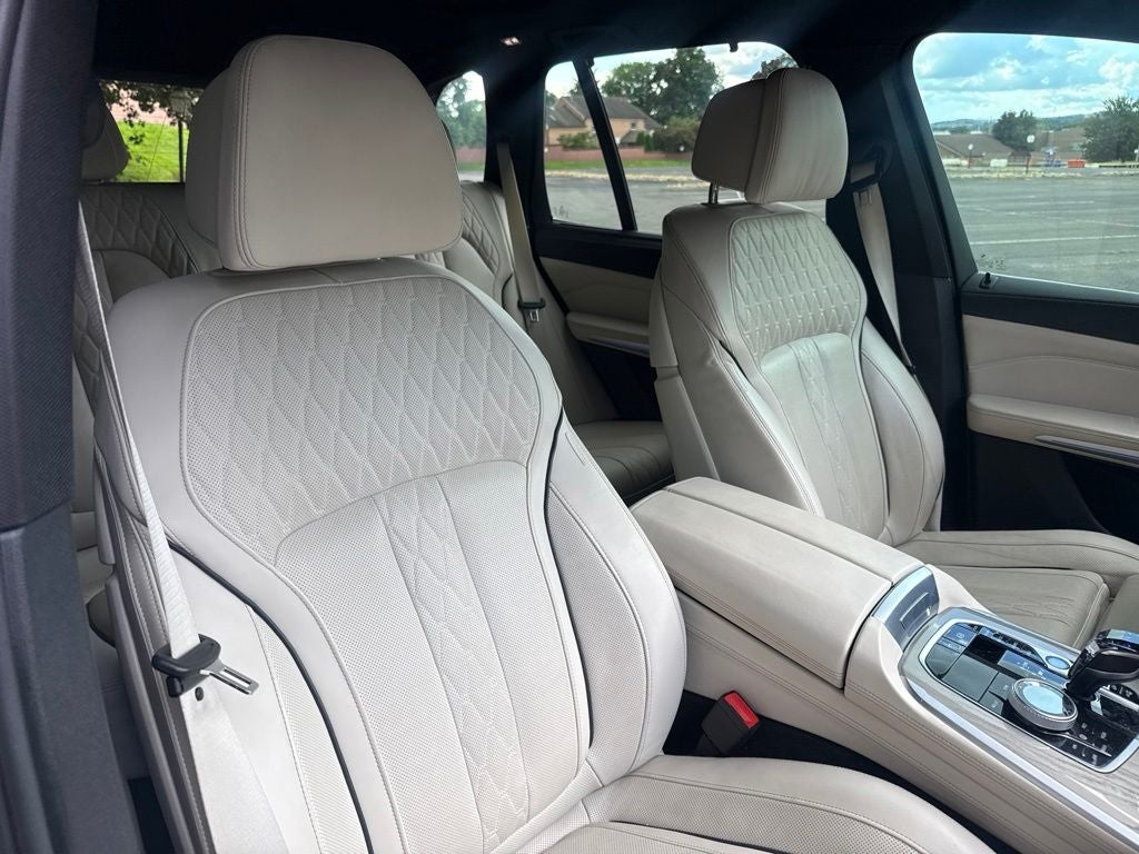 2020 BMW X5 M50i