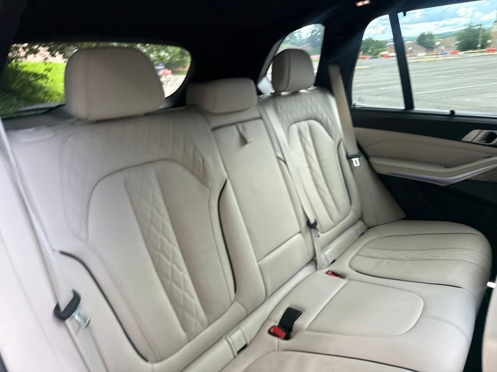 2020 BMW X5 M50i