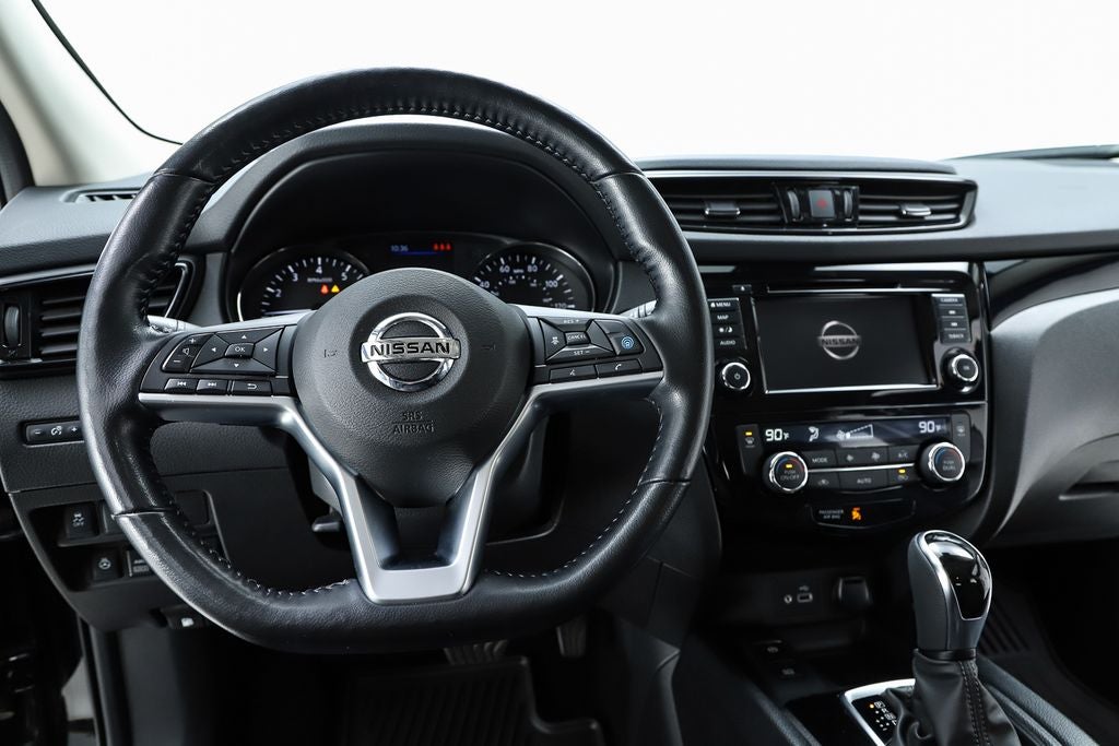 2022 Nissan Rogue Sport SL