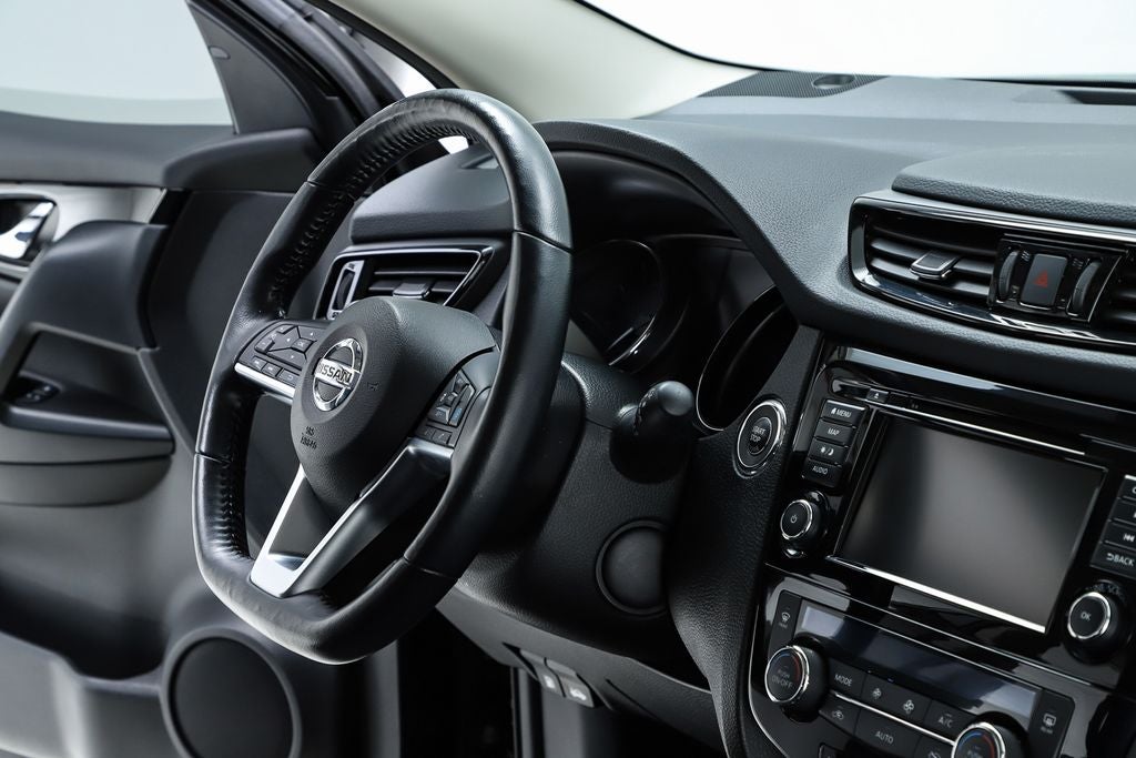 2022 Nissan Rogue Sport SL