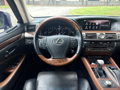 2016 Lexus LS 460