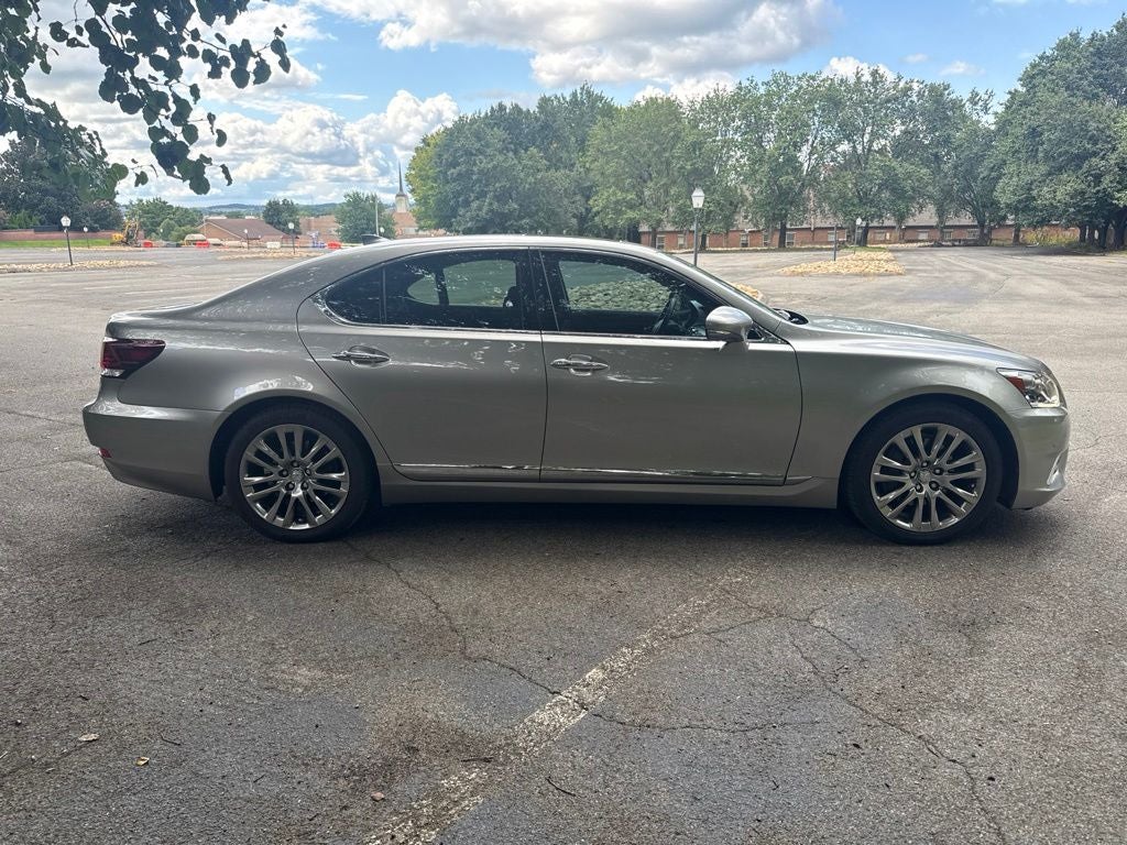 2016 Lexus LS 460
