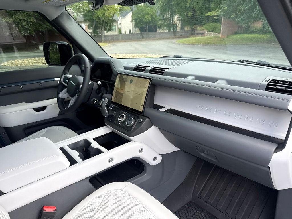 2026 Land Rover Defender 110 S
