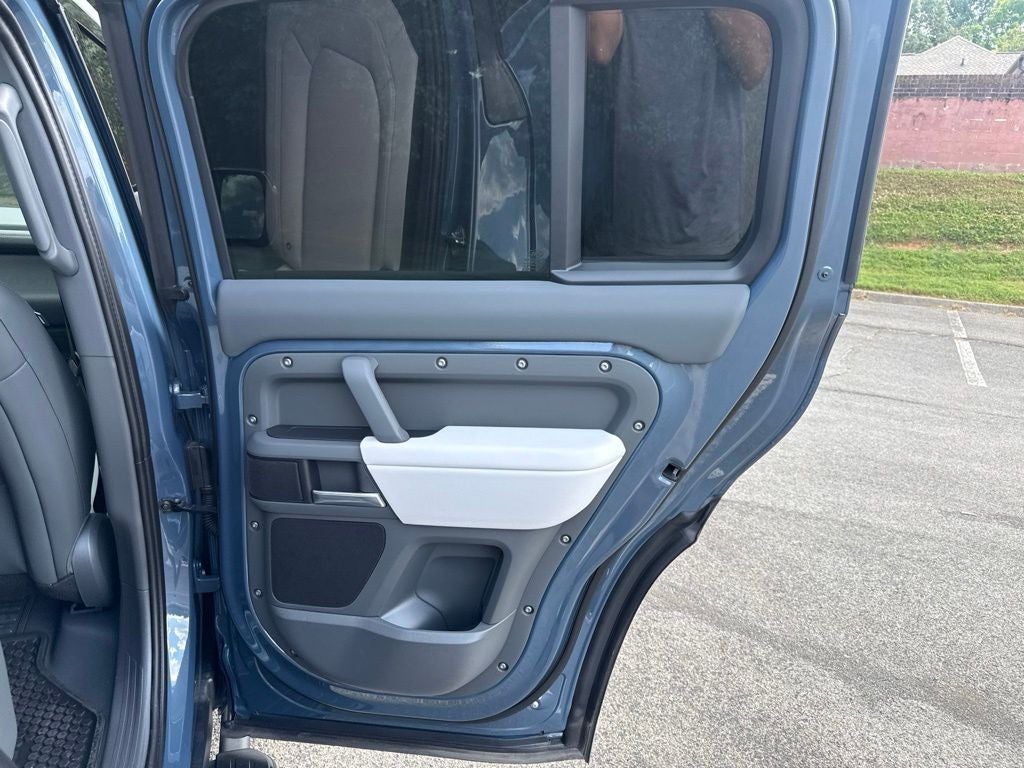 2026 Land Rover Defender 110 S