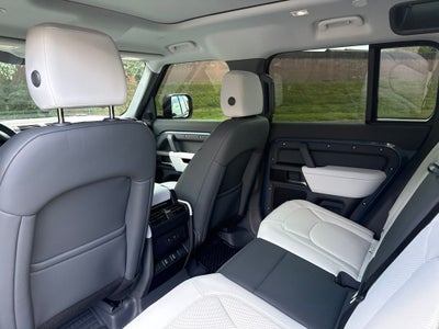 2026 Land Rover Defender 110 S