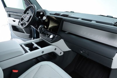 2026 Land Rover Defender 110 S