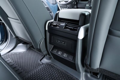 2026 Land Rover Defender 110 S
