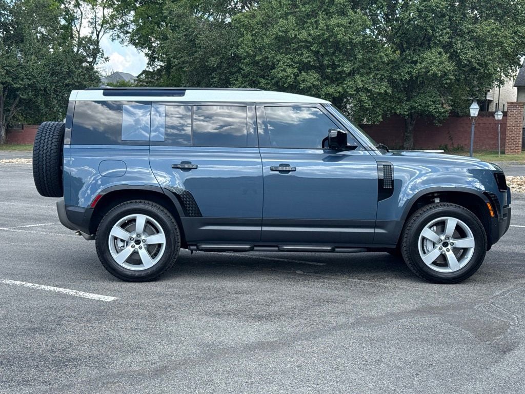 2026 Land Rover Defender 110 S